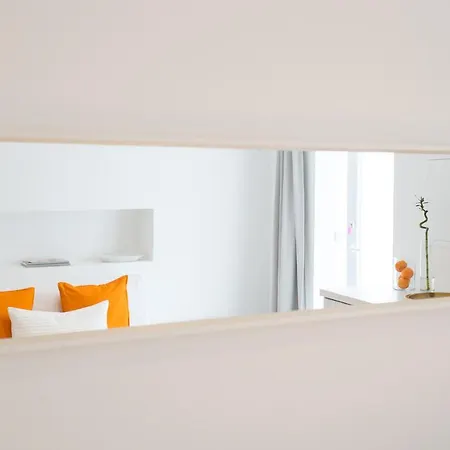 Casasupertubos - 10, 13 And 14 * Peniche